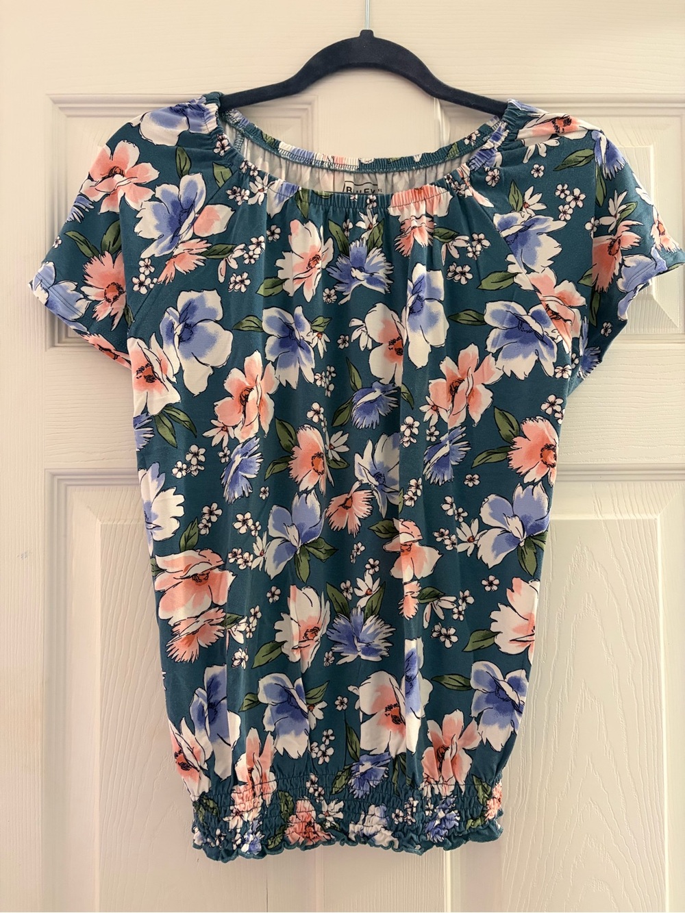 Bailey Lane by Stitch Fix Floral Peasant Top in Teal with Pink & Blue Blooms